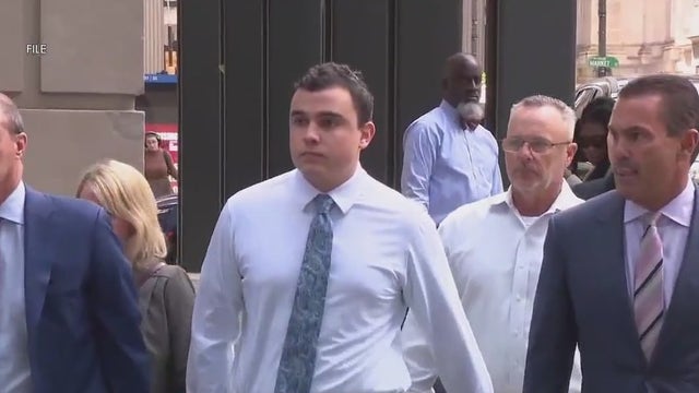 Jury hears new details in day 2 of trial of former Philly officer who fatally shot Eddie Irizarry