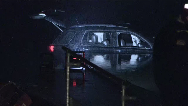 SUV found partially submerged in Schuylkill River in Chester County overnight