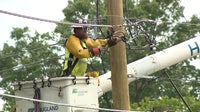 Thousands of PECO homes, businesses without power Sunday as winter storm impacts region