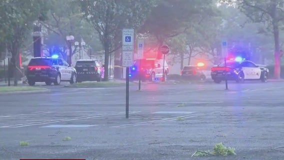 Shooting incident at Oxford Valley Mall injures 1; suspect sought: officials