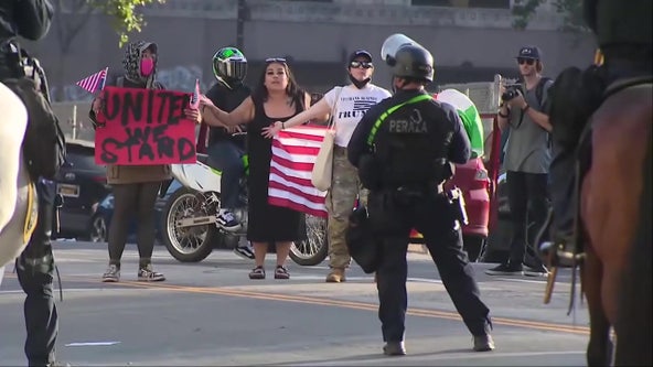 'No Kings Day' protest in Philadelphia: Thousands pack Benjamin Franklin Parkway