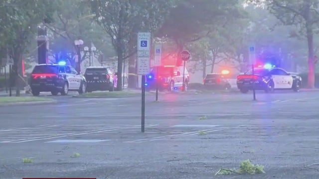 Shooting incident at Oxford Valley Mall injures 1; suspect sought: officials