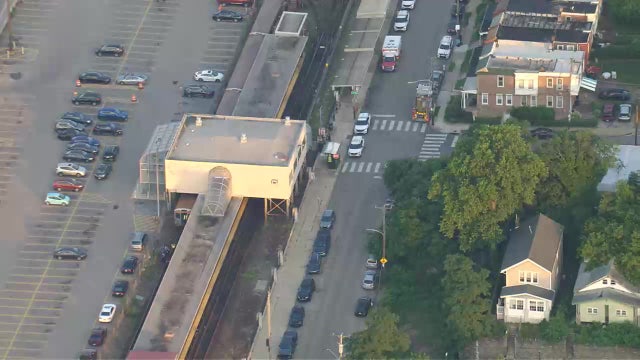 Man, 68, killed while trying to cross between two SEPTA train cars: police