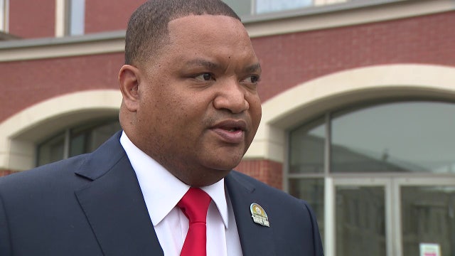 Atlantic City Mayor Marty Small's child abuse trial: Jury still deliberating