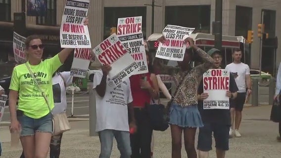Philadelphia strike: Contract negotiations between DC 33, city resume as strike continues