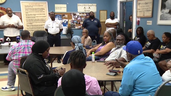 Philly community gathers to unpack deadly mass shooting in Grays Ferry: 'It's an epidemic'