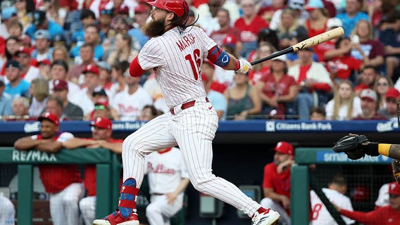 Kepler and Marsh homer as Phillies split doubleheader with Padres