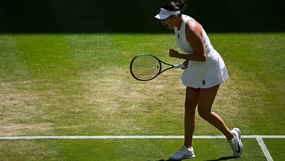 NJ native Amanda Anisimova upsets No. 1 Aryna Sabalenka at Wimbledon