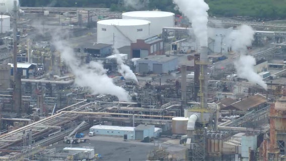 Power outage at Delaware County oil refinery causes strong odor throughout the area