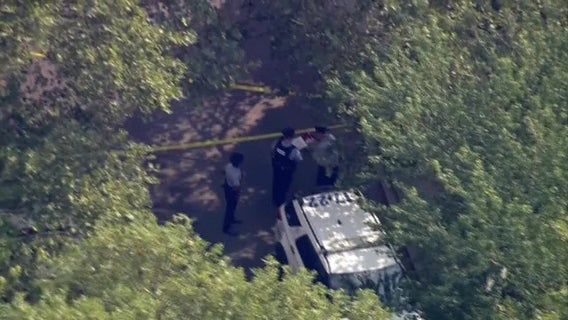 Off-duty Philly officer stabbed: sources