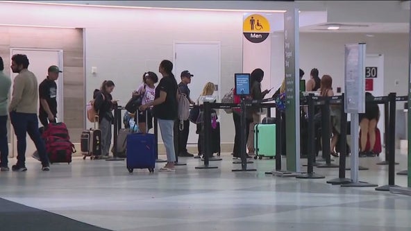 Philadelphia International Airport temporarily closes 2 TSA checkpoints amid worker shortage