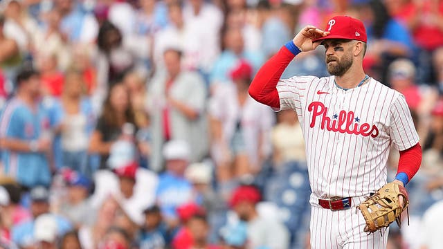 Bryce Harper returns from wrist injury to give Phillies boost in NL East race