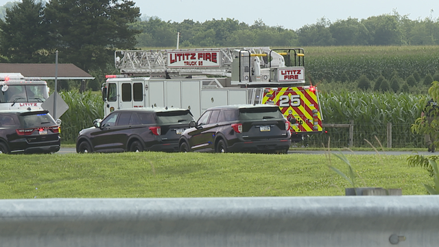 Pilot killed in small plane crash near Lancaster Airport: officials