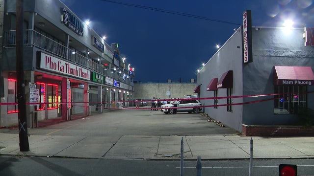 Philadelphia mass shooting leaves 8 people hurt