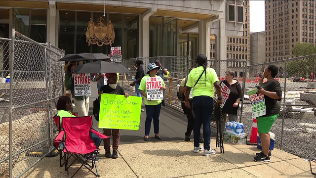 Philly 911 dispatchers to return to work for one week after city granted temporary restraining order