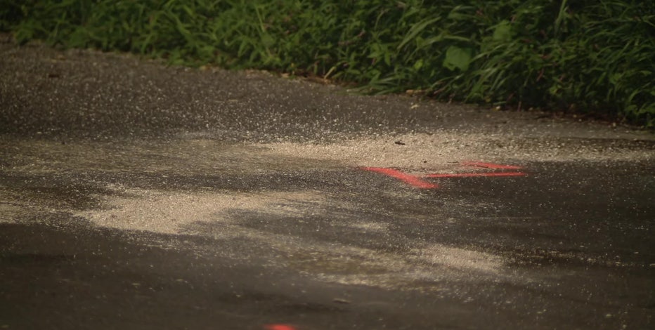 Teen killed, 2 injured after car crashes into tree in Bucks County: police