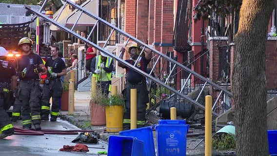 Large fire engulfs multiple homes in Kensington