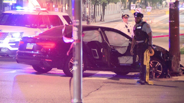 2 teens shot in car in North Philadelphia, causing crash into pole