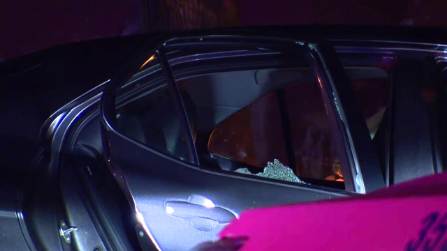 No arrests made after double shooting inside car in Philadelphia neighborhood