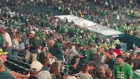 Philadelphia weather: Thunderstorm, lightning delays Eagles-Cowboys season opener mid-game