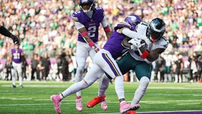 Jalen Hurts jump-starts the Eagles by passing for 326 yards and 3 TDs in a 28-22 win vs. Vikings