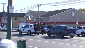 Armored truck driver opens fire during attempted robbery outside Philly Wawa: police