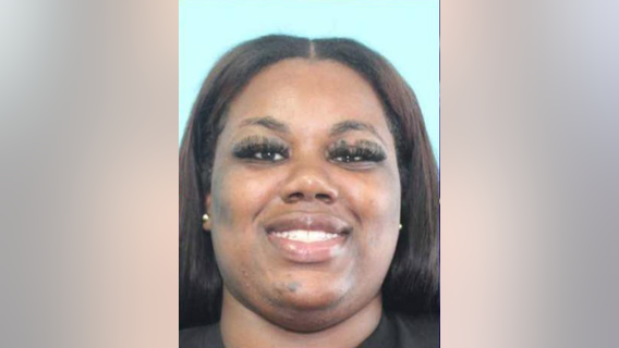 Duo steals $10K worth of sunglasses, assaults employee at Evesham Sunglass Hut: police