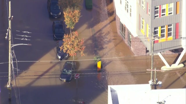 Philly water main break floods basements, closes 9th Street in Philly