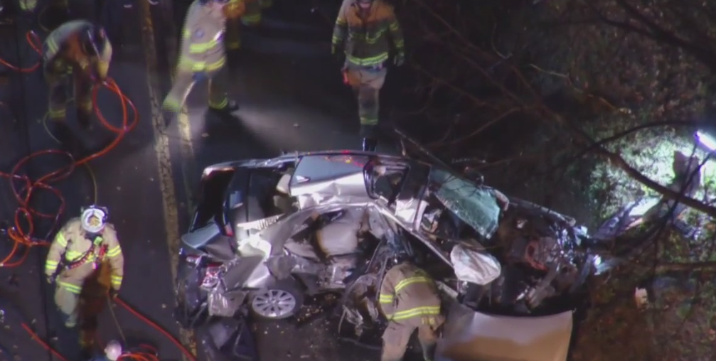 3 teens killed, 1 critically hurt in Bucks County crash: 2 Neshaminy HS students dead