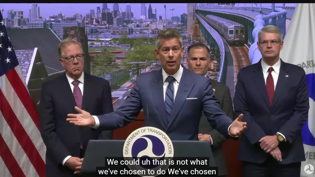 U.S. Transportation Secretary Sean Duffy calls out SEPTA issues in press conference