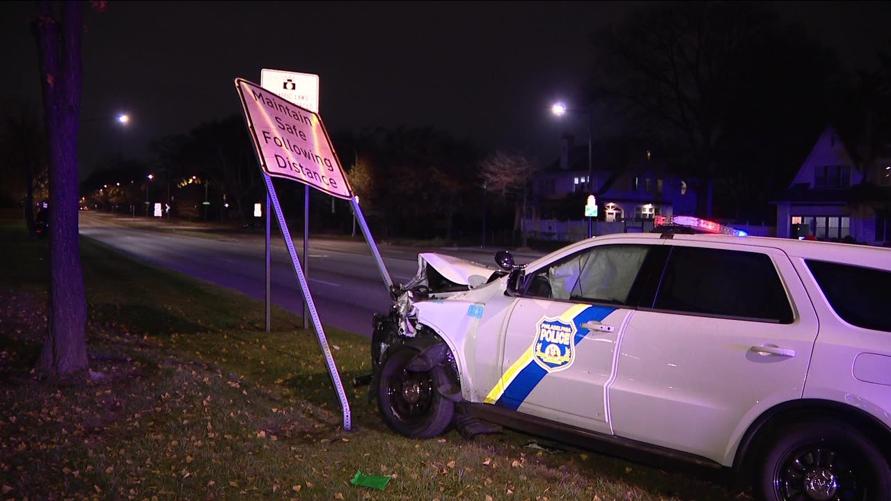Philadelphia Highway Patrol officer injured in crash while responding to emergency call