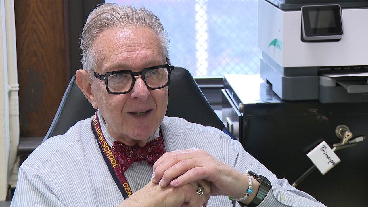 Shawmont School interim principal gets heartfelt send-off