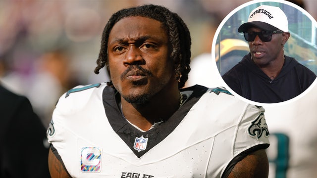 Terrell Owens on A.J. Brown drama: 'Get the guy the ball'