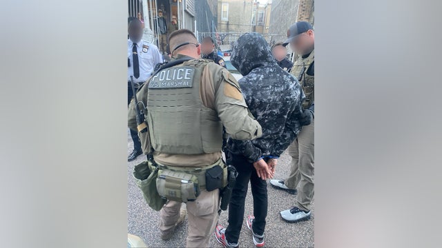 Suspect captured after 7-year-old shot while riding in mom's car in Philly