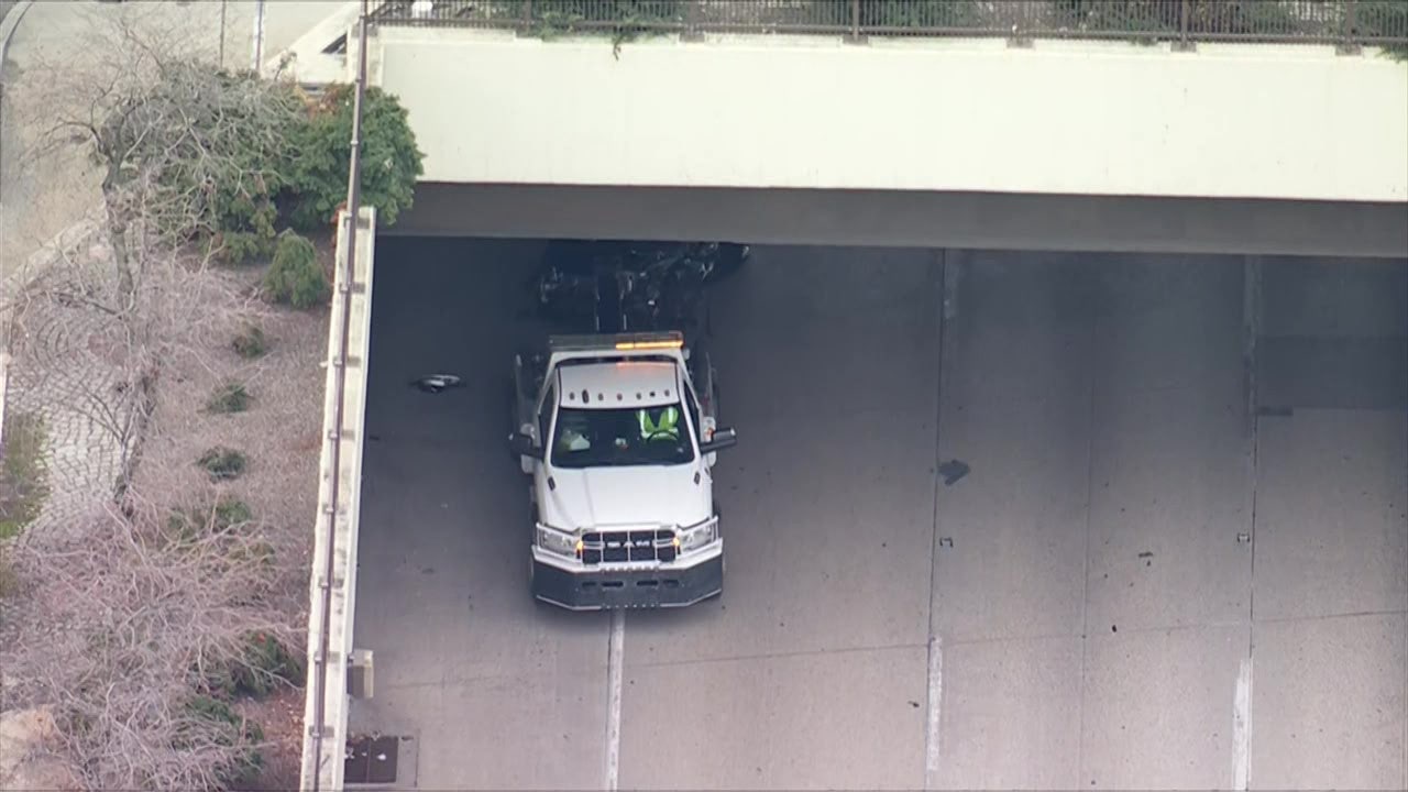 Crash shuts down I-676 East between International Airport and 8th Street