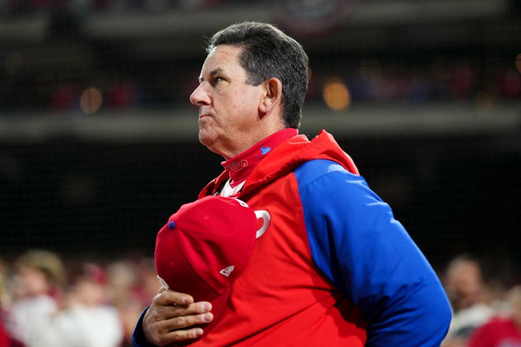 Phillies extend manager Rob Thomson's contract through 2027 season