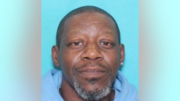 Police searching for suspect in deadly stabbing of 93-year-old man in Philadelphia