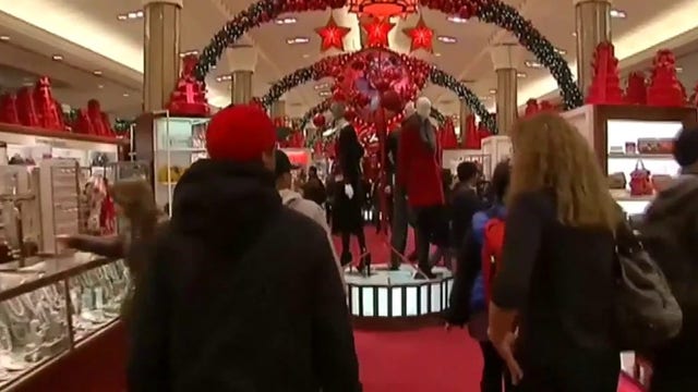 Super Saturday: Millions hit stores in search of last-minute Christmas gifts