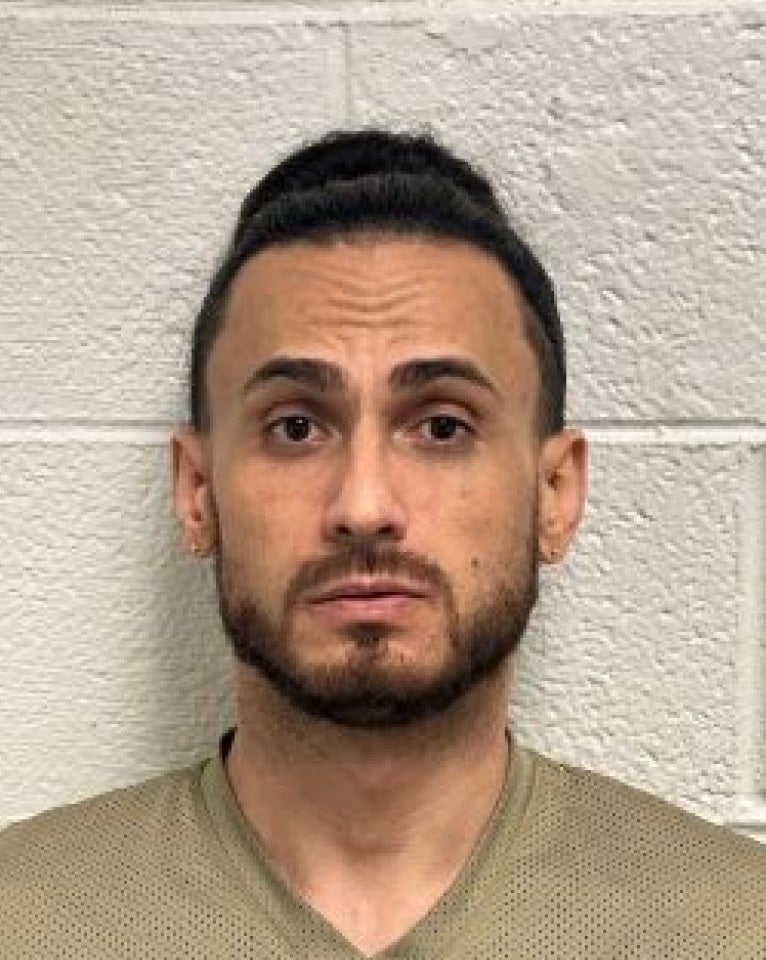 4 officers hurt in encounter with armed man accused of firing into 2 apartments in Chester County