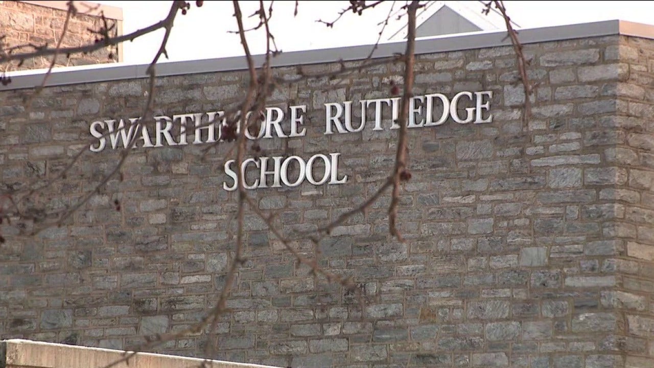 Delco elementary school students left outside after bus schedule miscommunication
