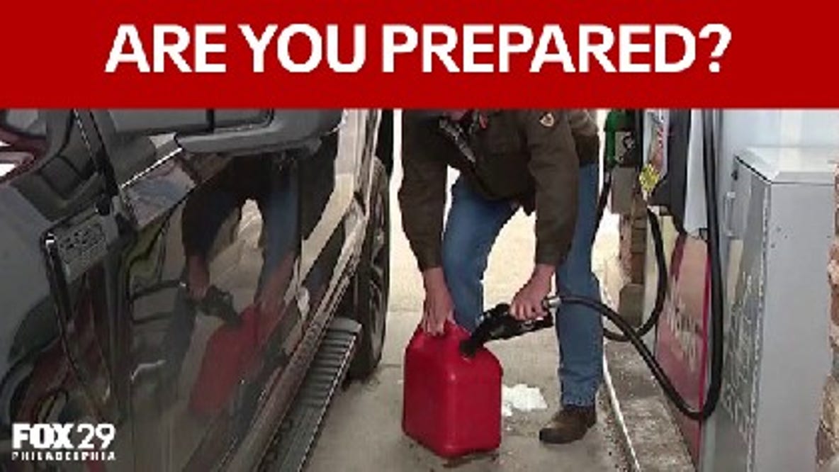 Shoppers crowd gas stations, grocery and liquor stores before winter snowstorm