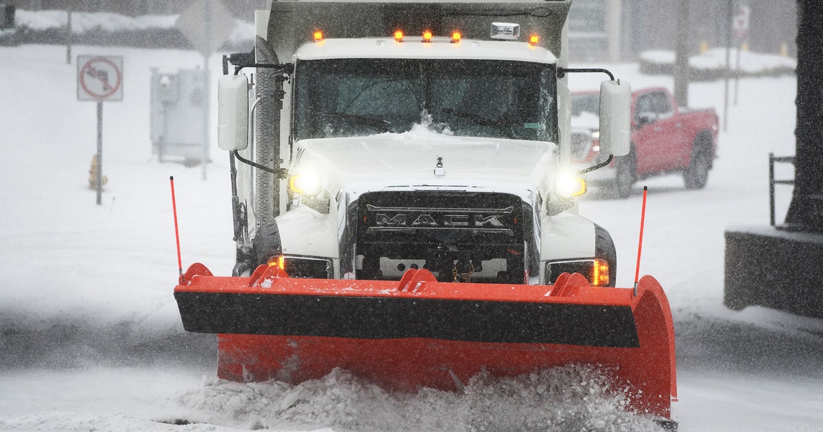 How to check the progress of snow plows in Philadelphia