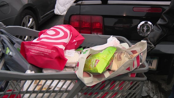 Shoppers pack South Philly grocery stores for bread, milk, and snacks before snow