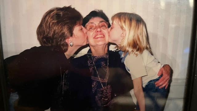 Cherished family photos stolen in Olde Kensington: Community urged to help