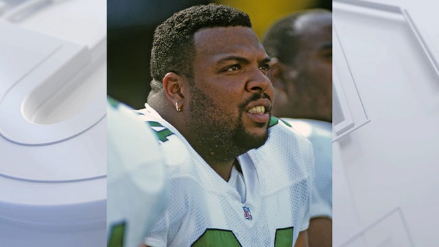 Former NFL defensive lineman stabbed to death in Los Angeles, records show