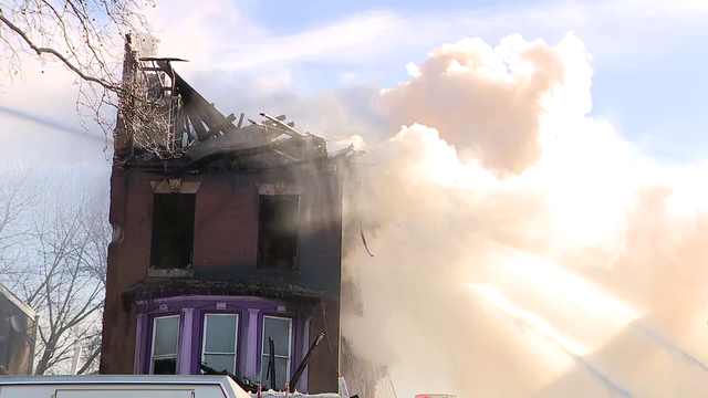 Water freezes as firefighters battle blaze in North Philadelphia