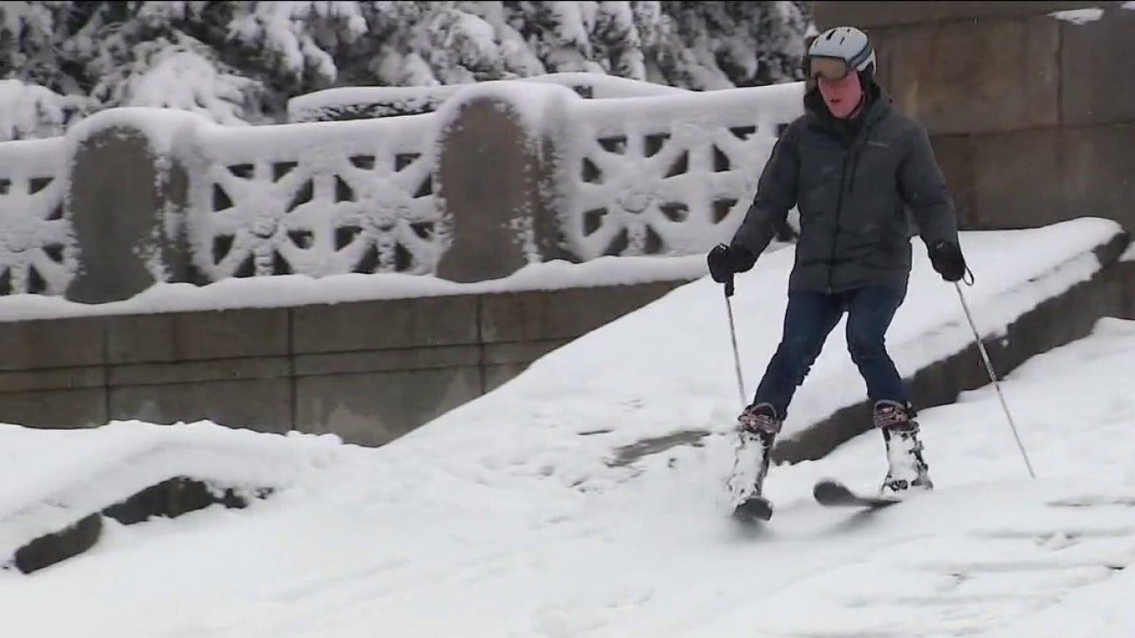 Philadelphia snow emergency: 14 inches reported at PHL Airport, city urges travel caution