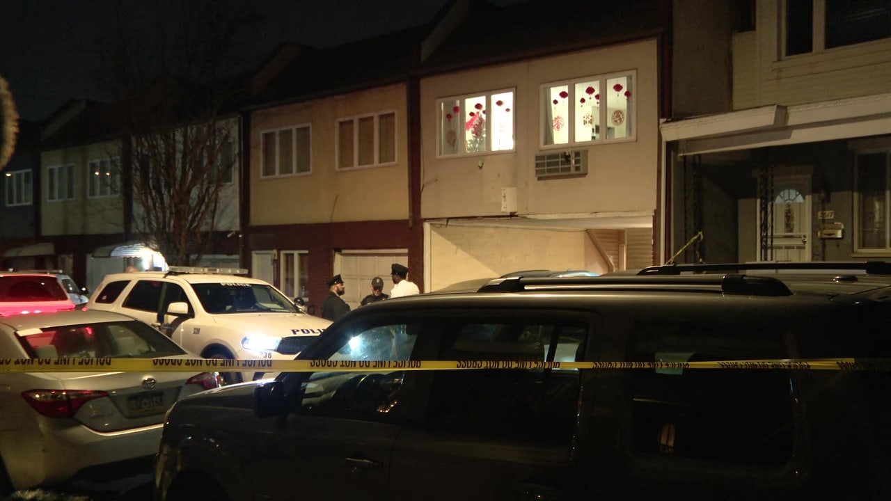 Woman shot and killed inside South Philly apartment: police