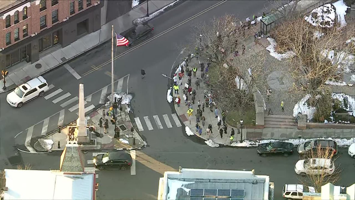 Doylestown rally backs Quakertown students arrested after school protest