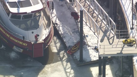 Camden firefighter dies after being trapped under ice on Delaware River: Officials